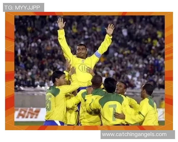 12号球衣背后的传奇故事与足球明星的辉煌历程 12号球衣背后的传奇故事与足球明星的辉煌历程