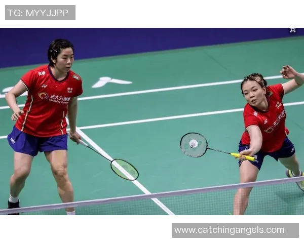 南京羽毛球队与西安羽毛球队赛后复盘分析灵活性表现与战术调整 南京羽毛球队与西安羽毛球队赛后复盘分析灵活性表现与战术调整