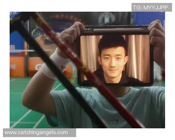 广州羽毛球队球员个人能力深度对比分析与发展潜力探讨 广州羽毛球队球员个人能力深度对比分析与发展潜力探讨