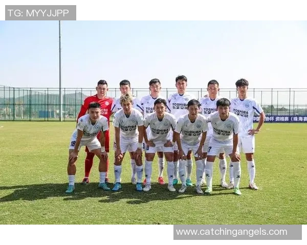 杭州足球队进攻策略分析与得失总结探讨 杭州足球队进攻策略分析与得失总结探讨