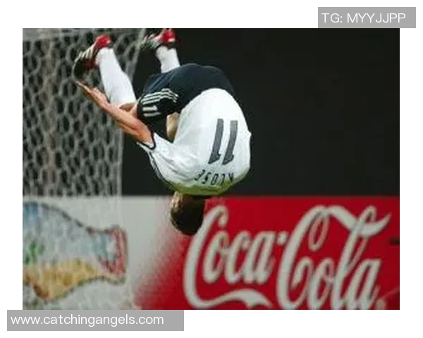 足球明星经典招牌动作全解析与精彩瞬间展示 足球明星经典招牌动作全解析与精彩瞬间展示